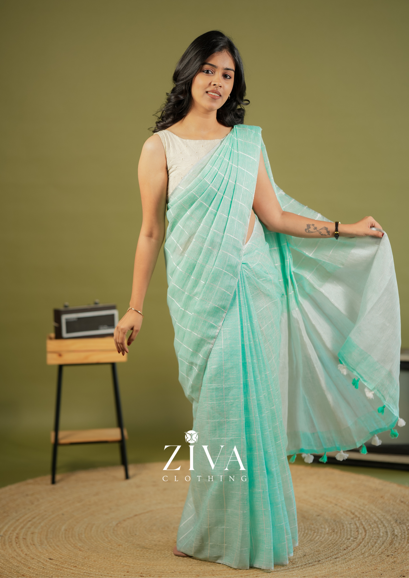 Green Linen Saree Woven With Sequins