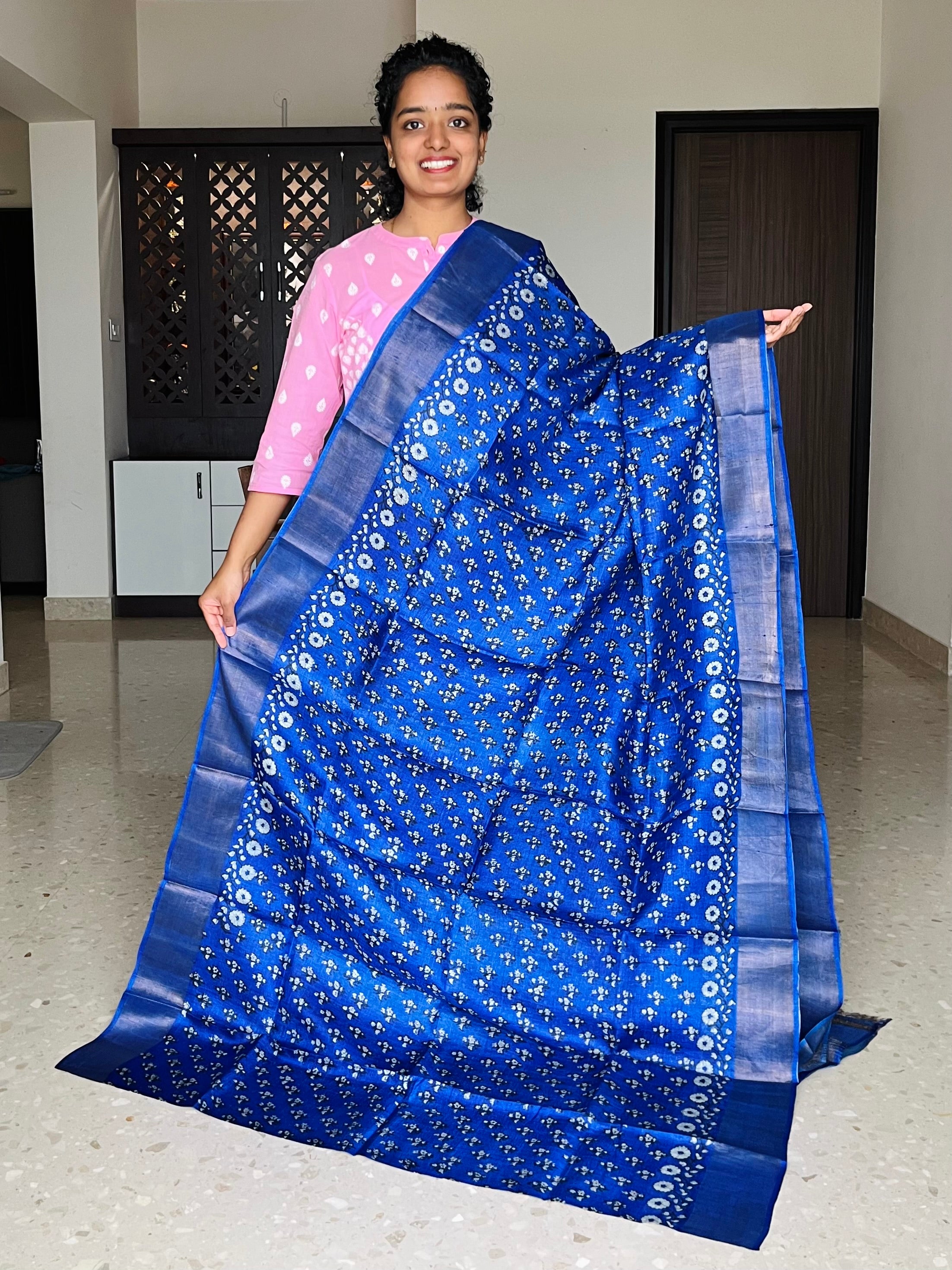 buy Silk sarees online: Buy Banarasi silk sarees